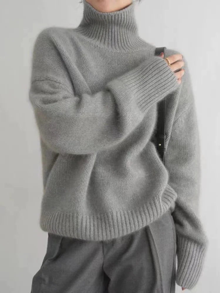Lizzy™ | Cozy Luxe Turtleneck Sweater